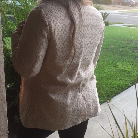 Lace blazer - Picture 3 of 8